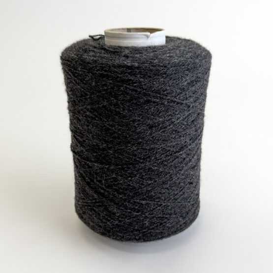 dark grey Filato tufting grigio scuro antracite | 1200 g