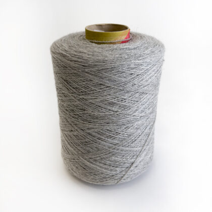 light grey Light Moon Grey Tufting Yarn | 1200 g