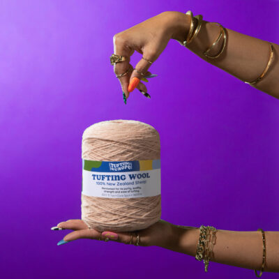 Tufting-Garn auf Konen – 100 % neuseeländische Wolle