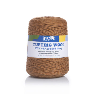 Filato per tufting marrone chiaro su cono - 100% lana neozelandese